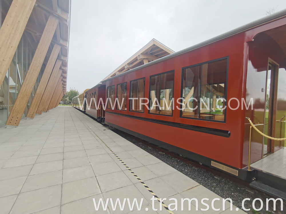 steam engine trains Melboume locomotive enclosed car